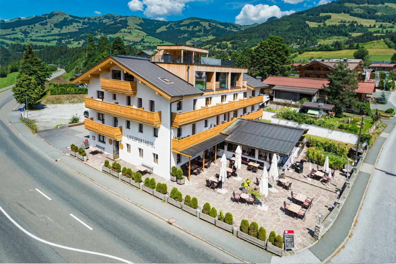 Lifesport Hotel Hechenmoos アウラッハ・バイ・キッツビュール エクステリア 写真